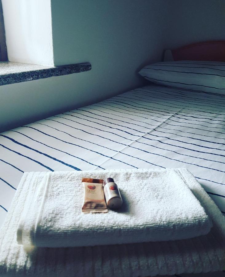 La Baita Di Francesca Montecrestese ภายนอก รูปภาพ